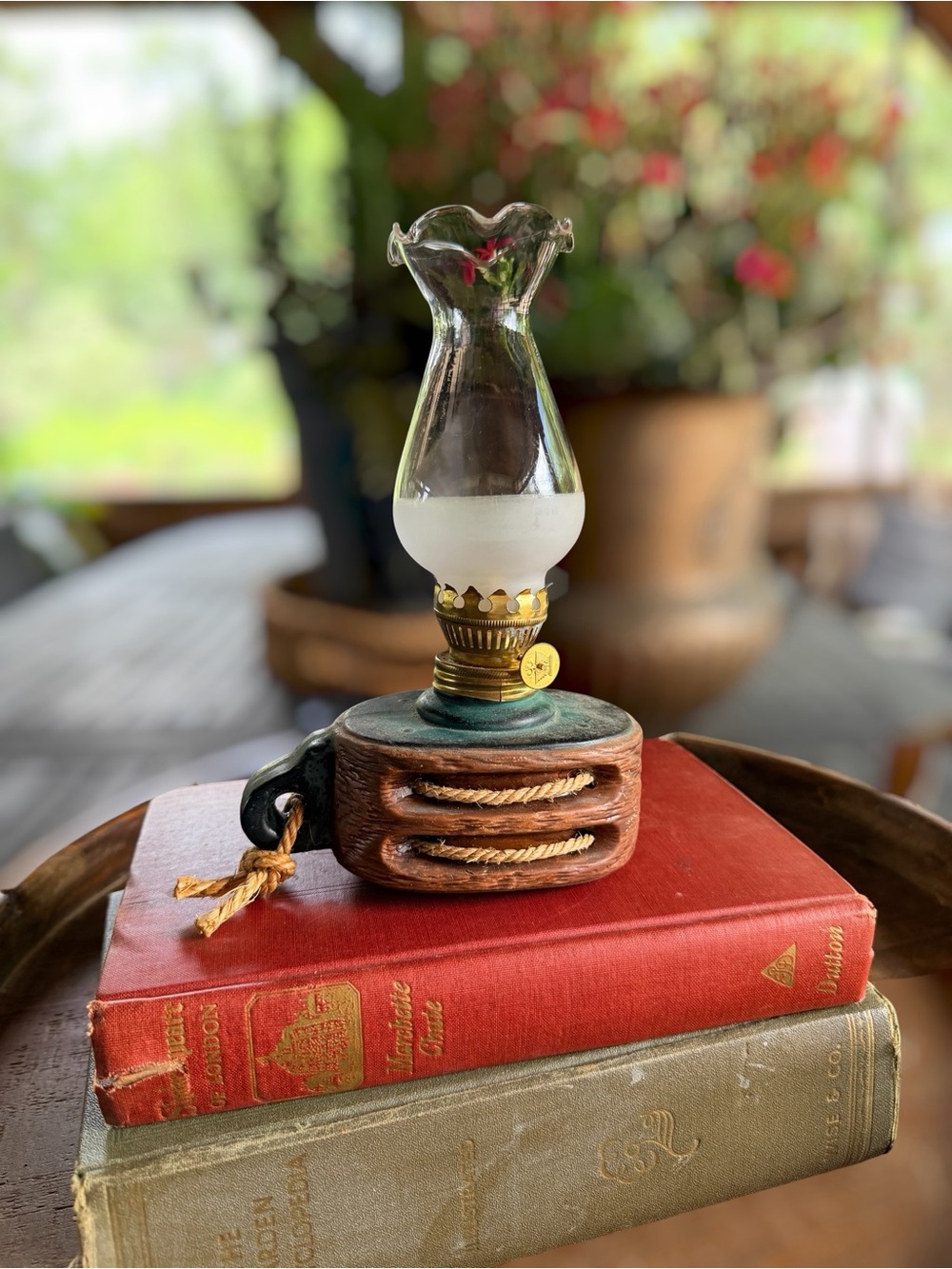 Vintage Rustic Wooden Rope Accent Oil Lamp